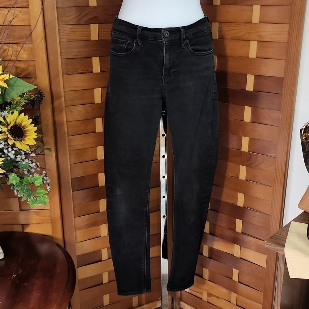 Lucky Brand skinny jeans